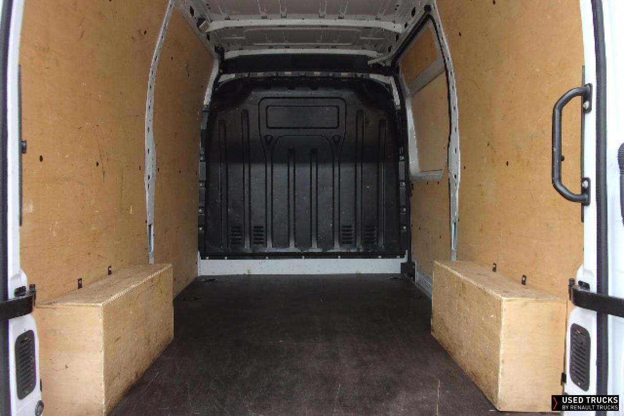 Renault Master 135