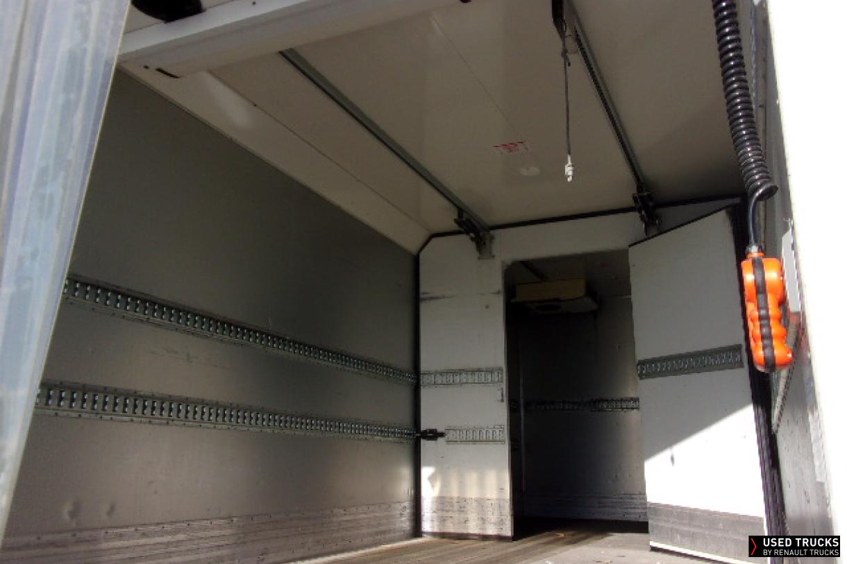 Renault Trucks D 210