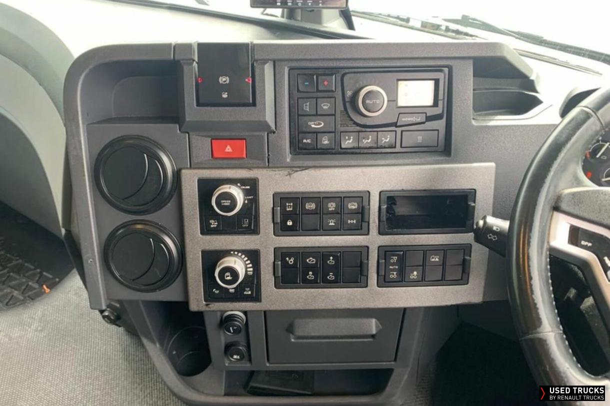 Renault Trucks T 440
