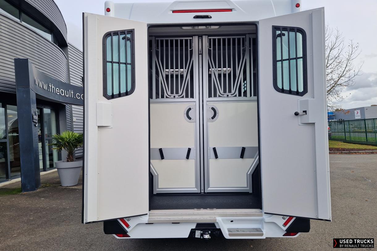 Renault Trucks Master 165