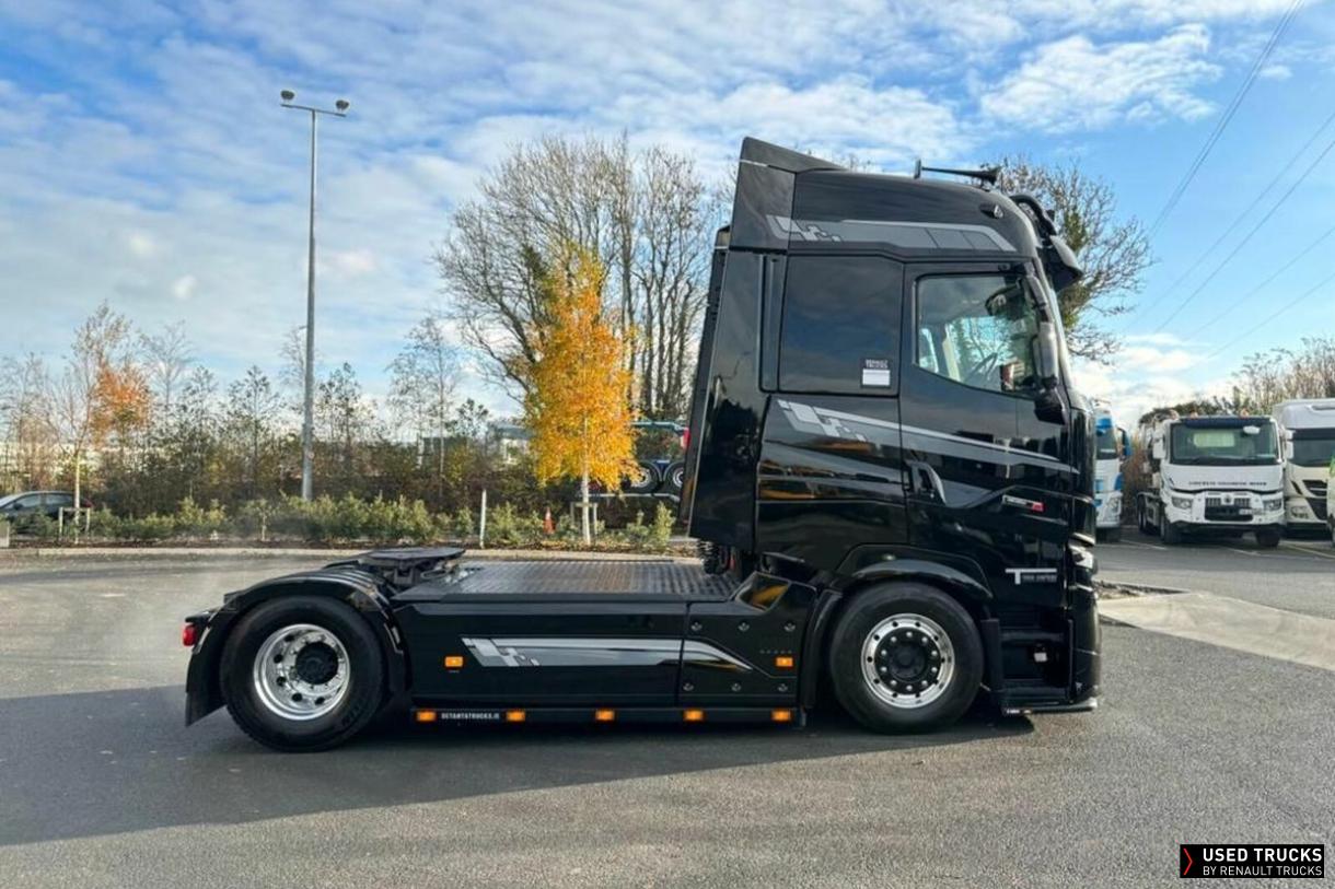 Renault Trucks T High
                                            