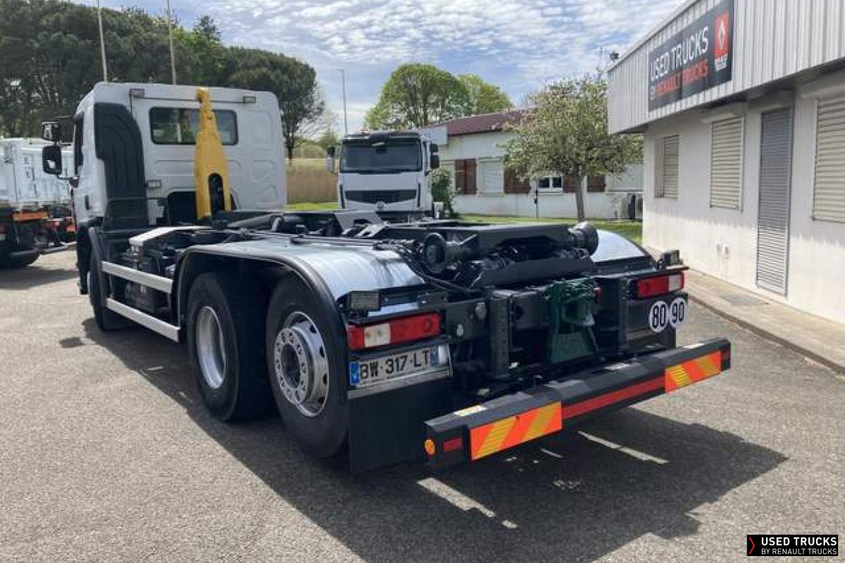 Renault Trucks Premium 430