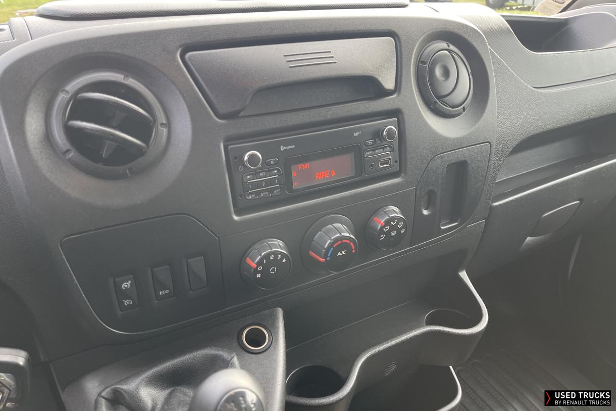 Renault Master 130
