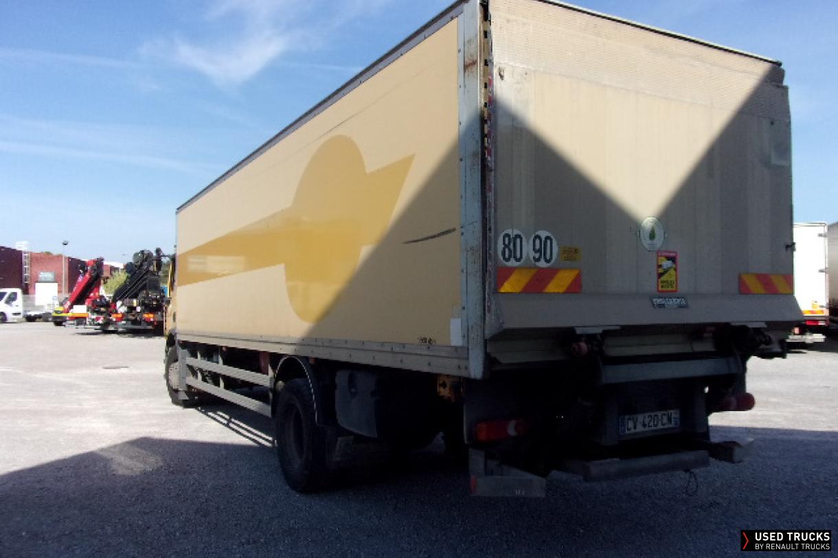 Renault Trucks Premium Distribution 270
