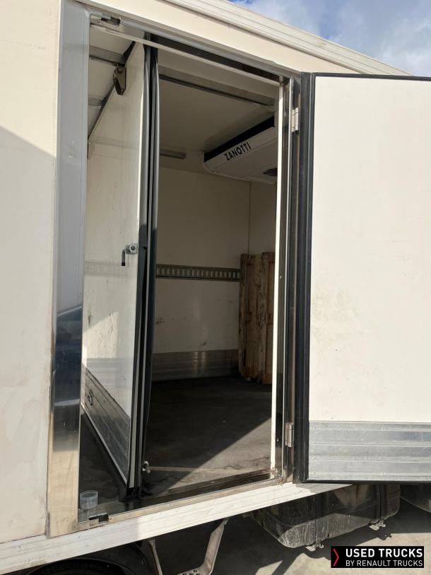 Renault Trucks Maxity 150