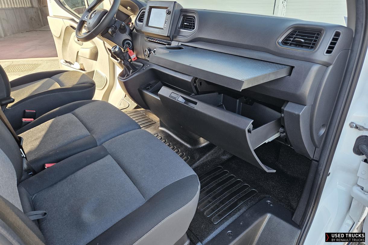 Renault Master 145