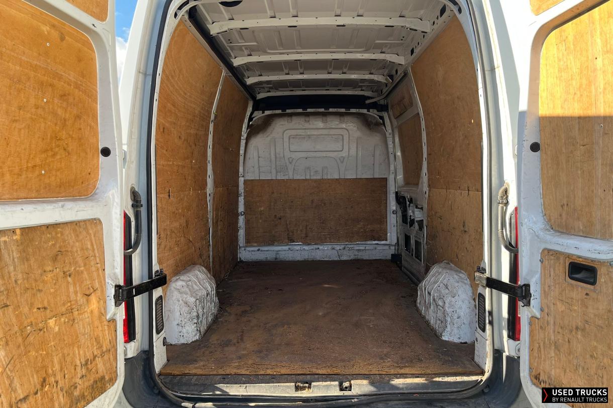 Renault Trucks Master 130