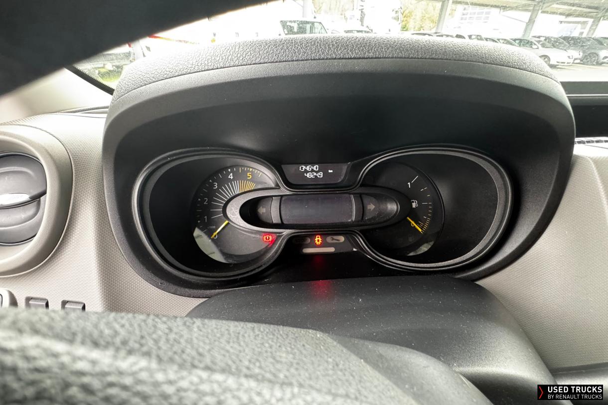 Renault Trafic 120