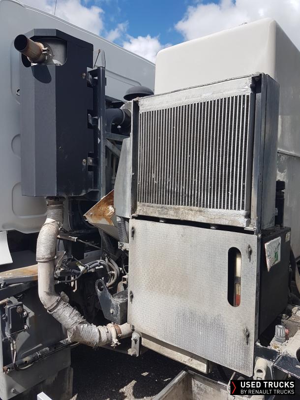 Renault Trucks Midlum 220
