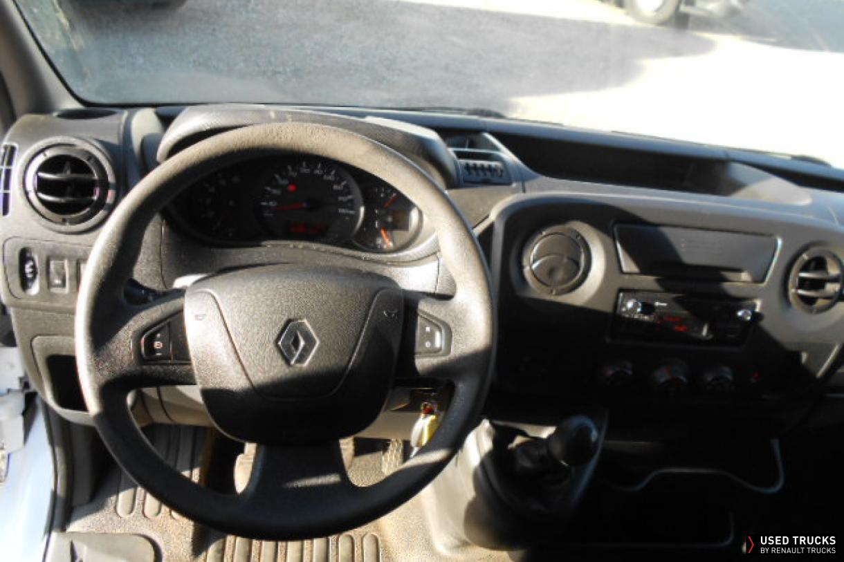 Renault Trucks Master 130
