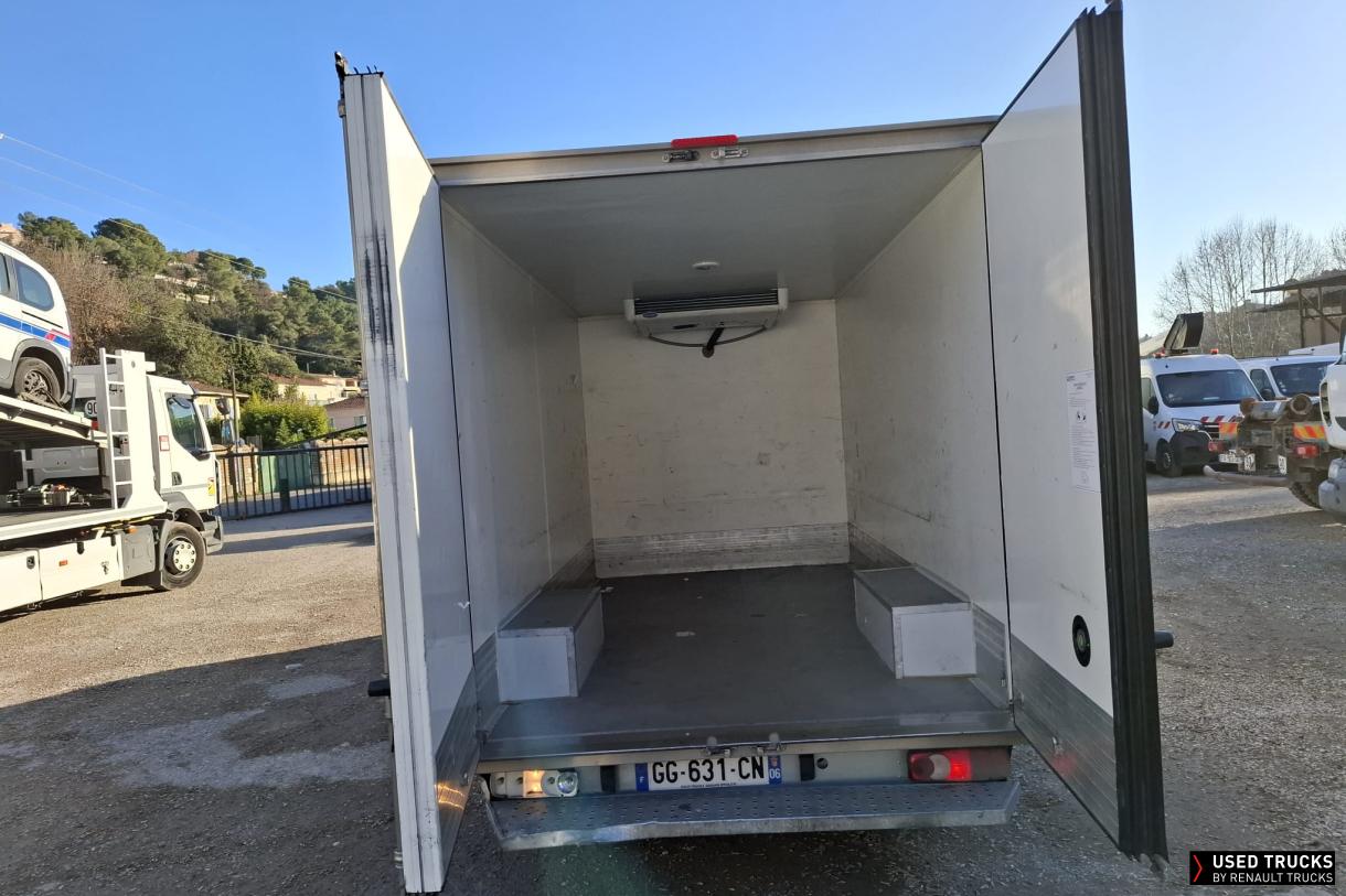 Renault Trucks Master 145