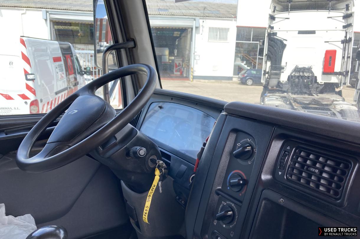 Renault Trucks Midlum 220