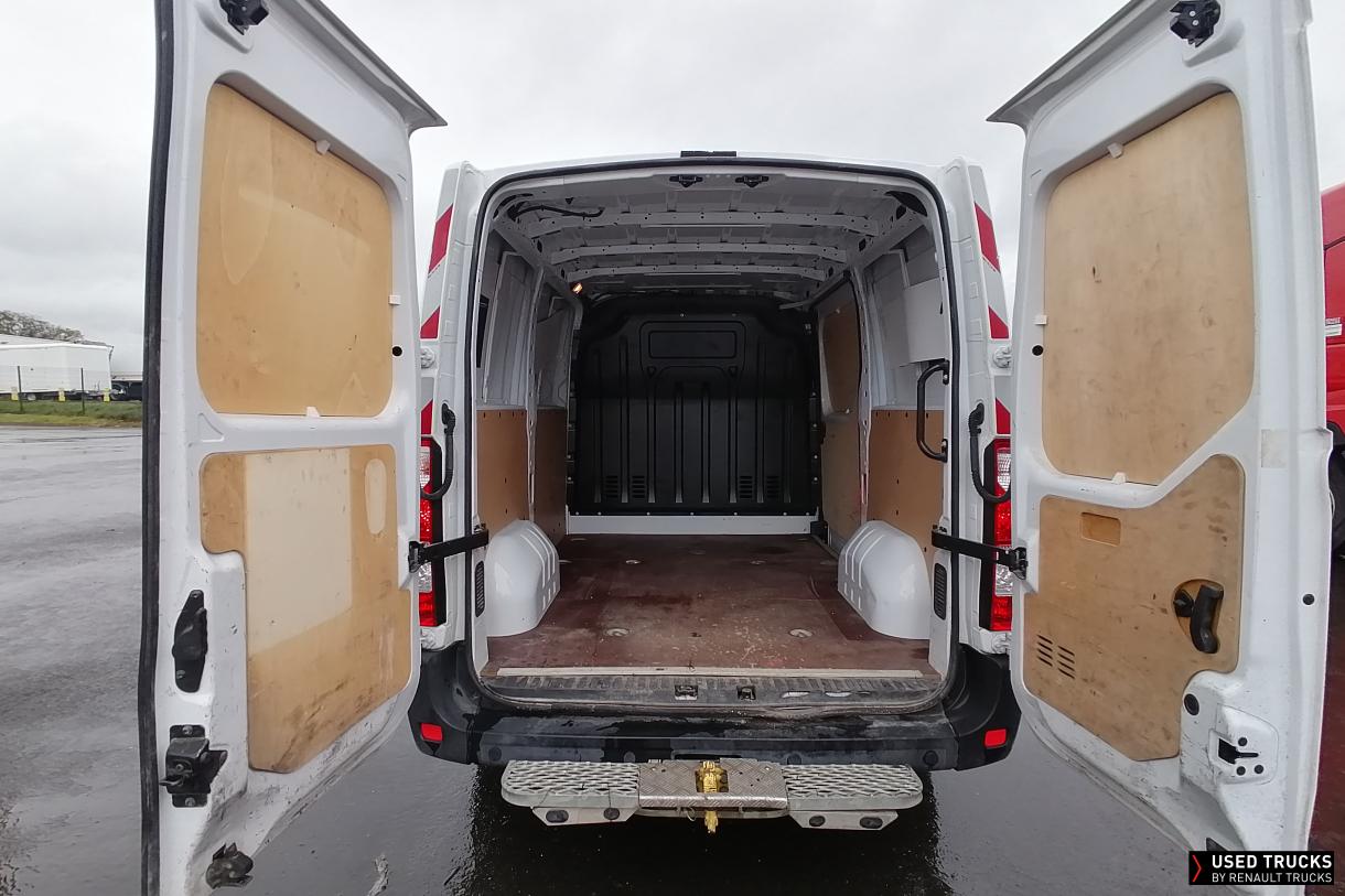 Renault Trucks Master 135