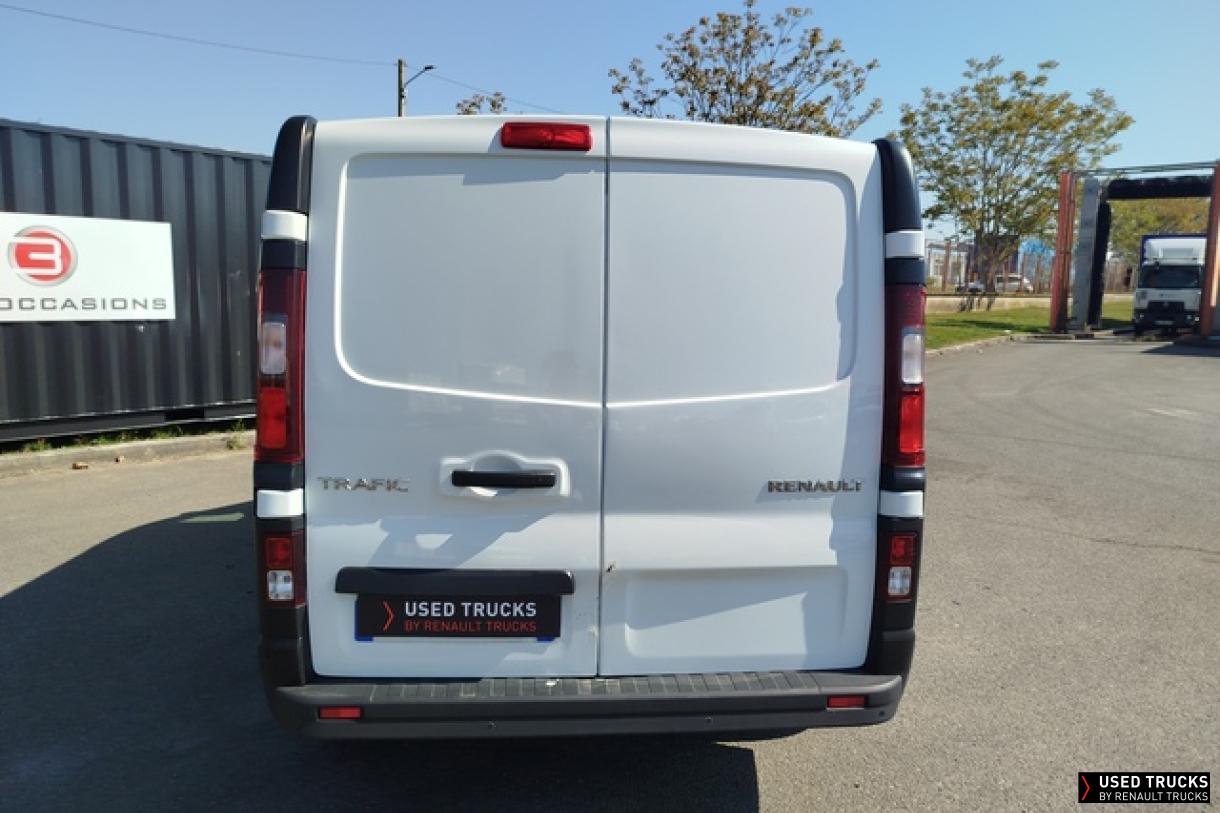 Renault Trafic 145