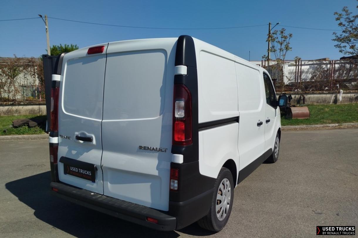 Renault Trafic 145