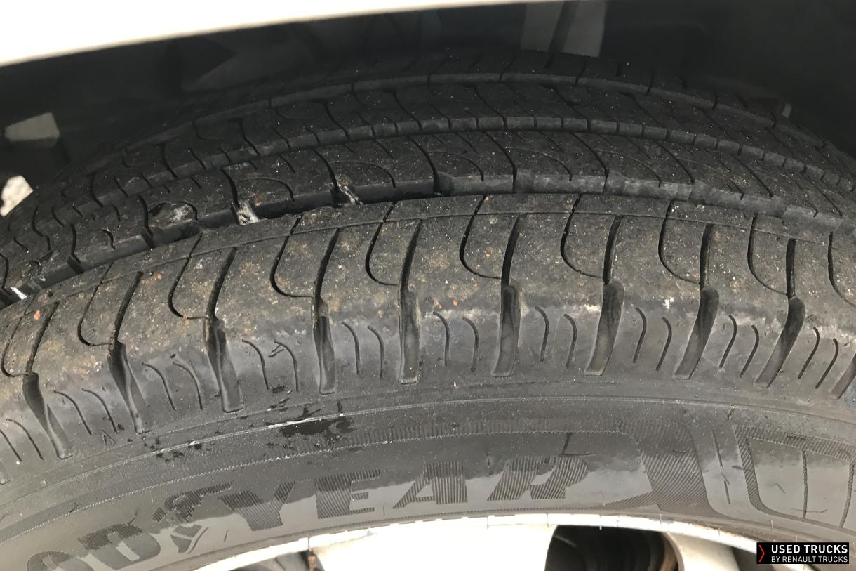 Renault Trucks Master 145