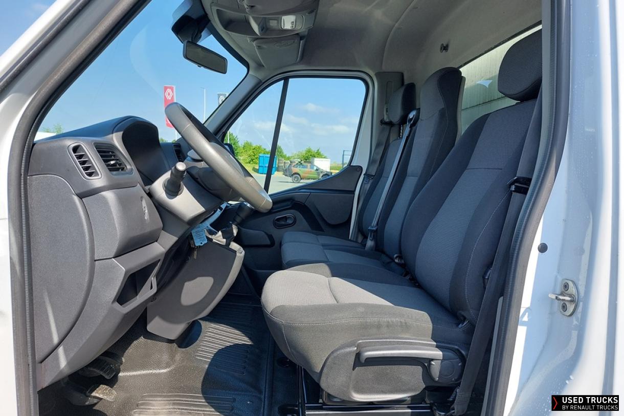 Renault Master 130