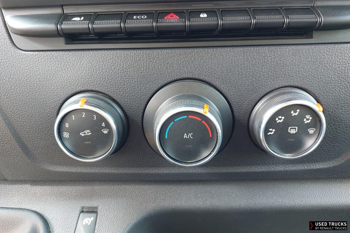 Renault Master 130