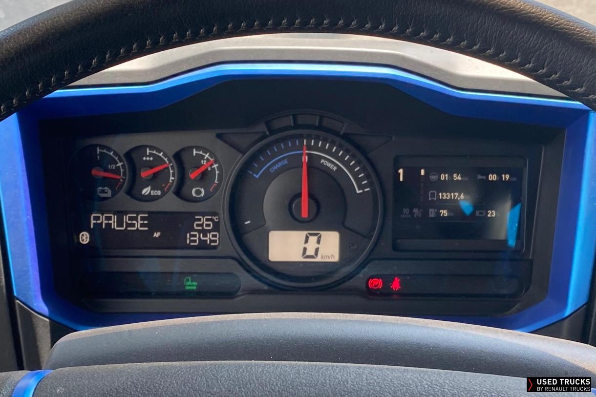 Renault Trucks D Wide 