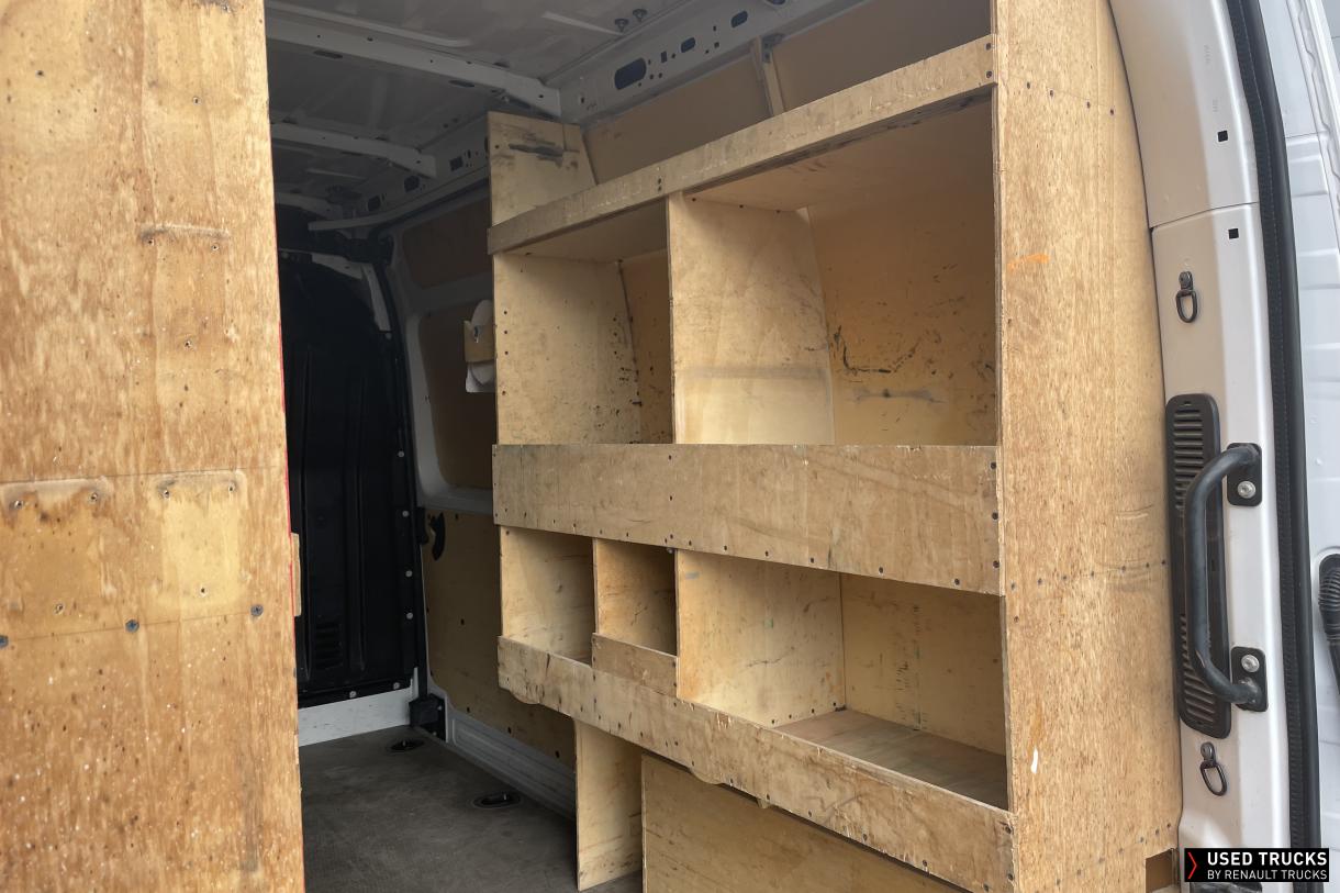 Renault Trucks Master 135