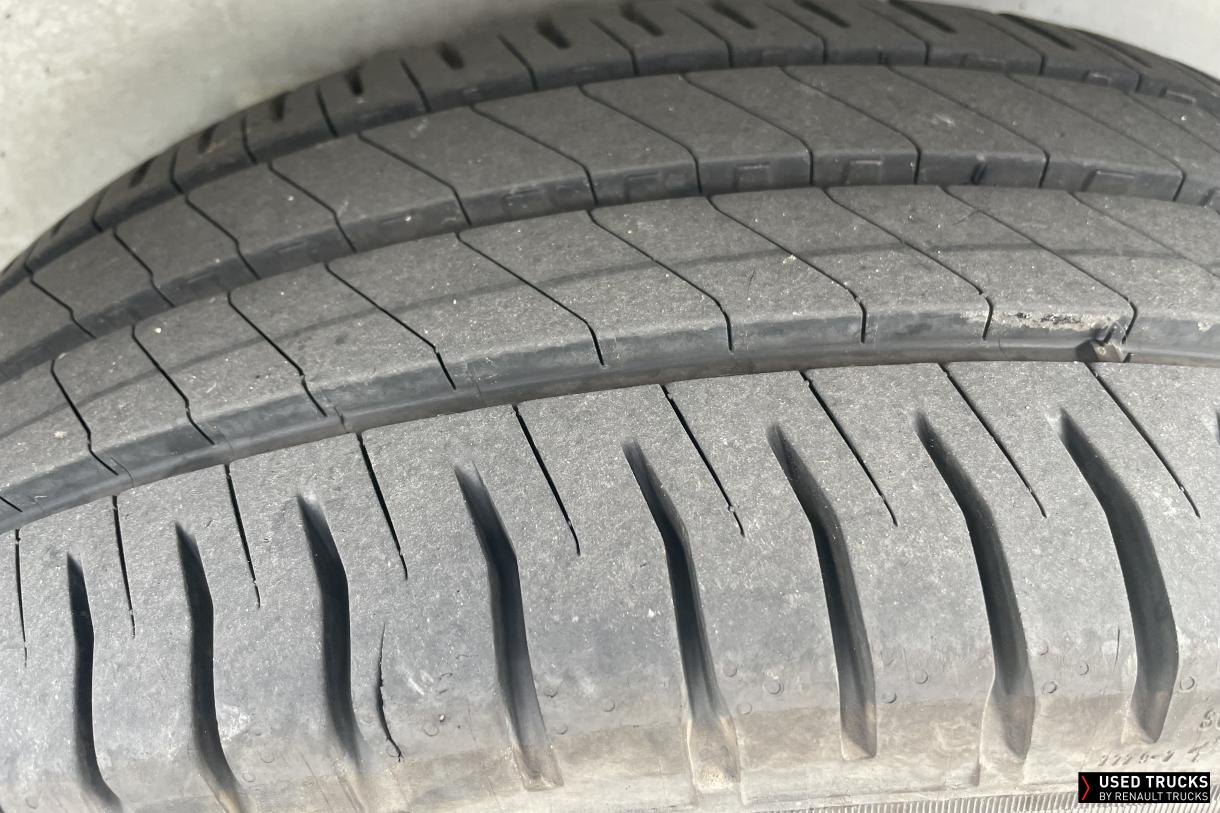 Renault Trucks Master 135