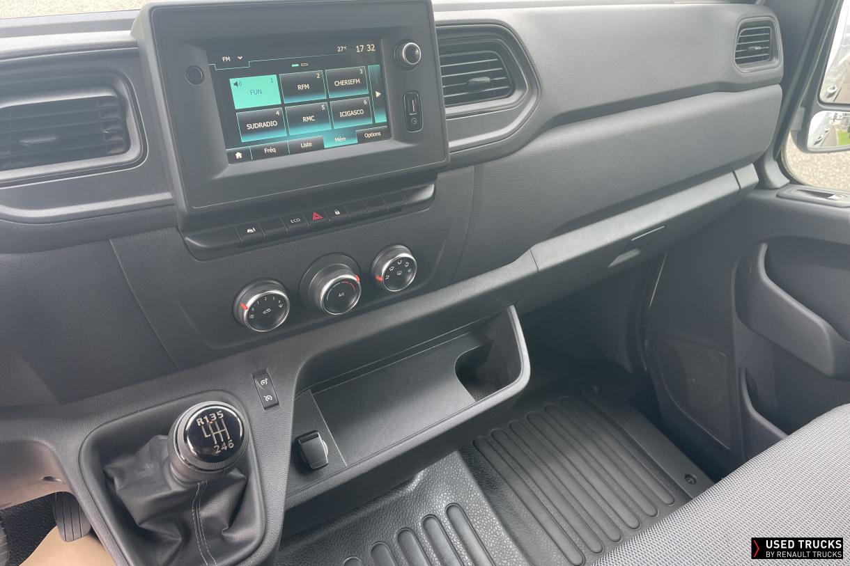 Renault Trucks Master 135