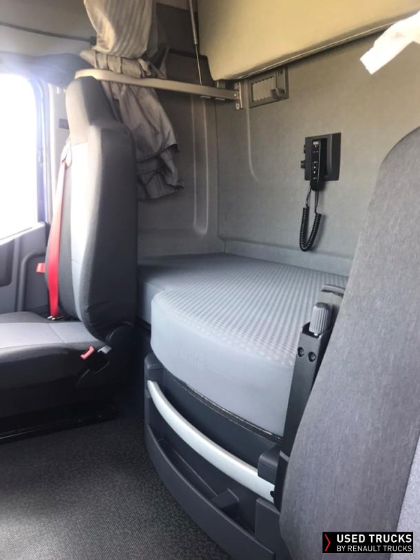 Renault Trucks T 440