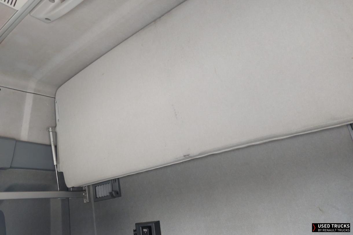 Renault Trucks T 480