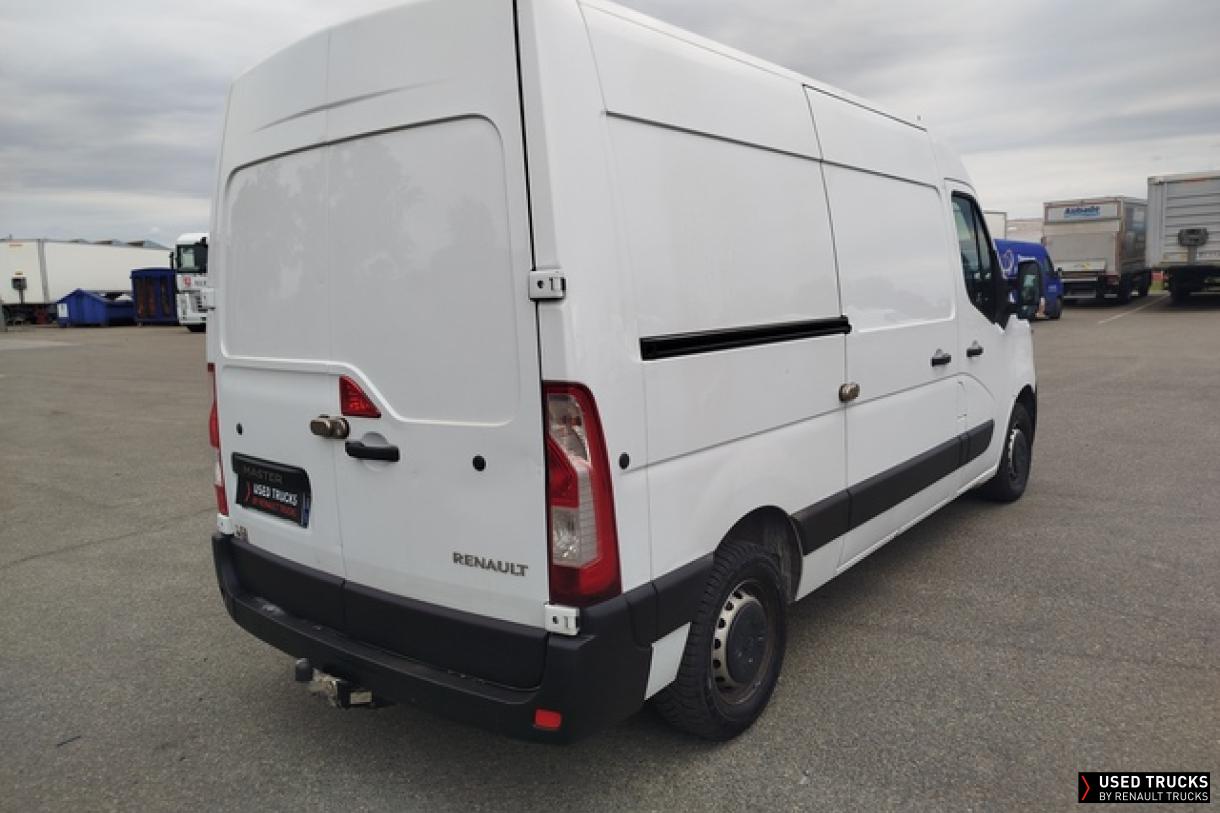 Renault Master 135