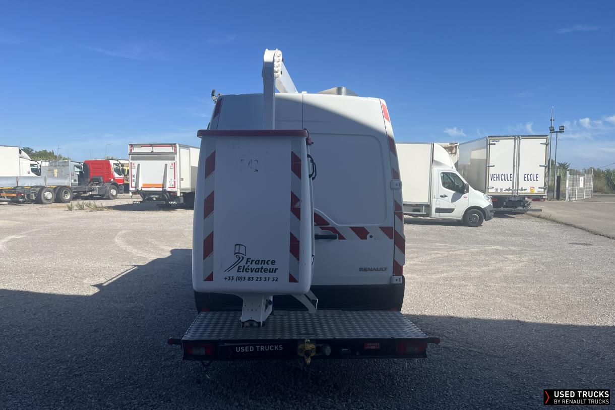 Renault Trucks Master 145