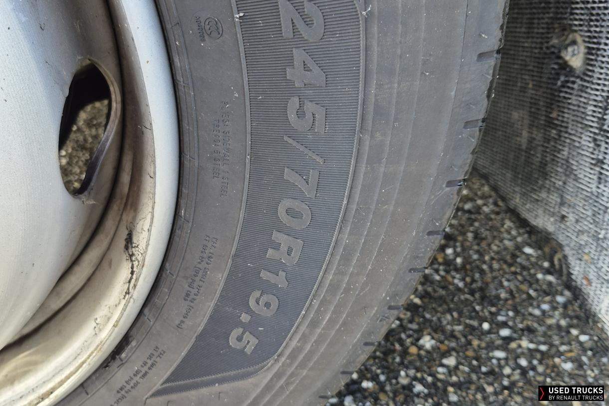 Renault Trucks D 250