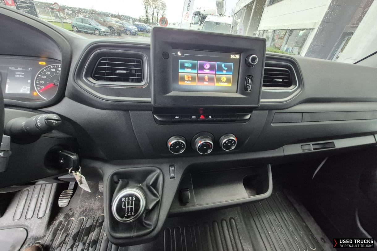 Renault Master 130