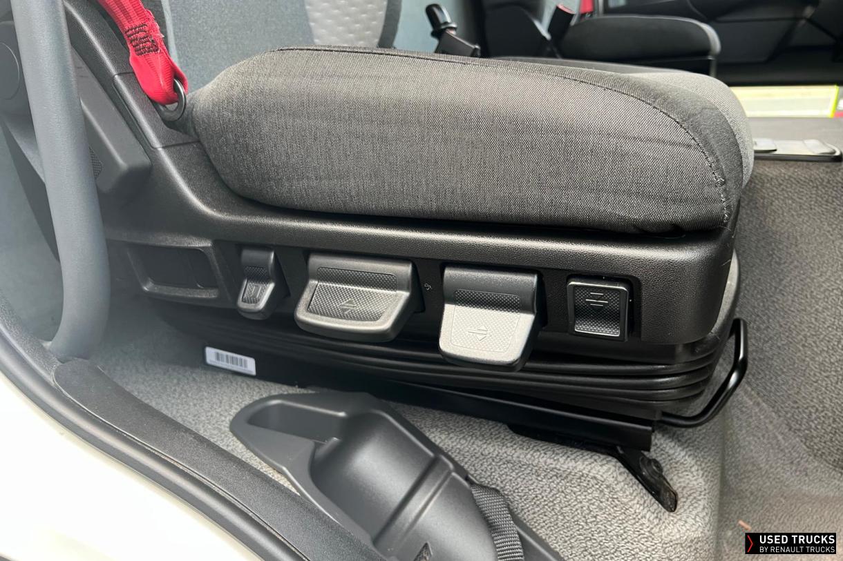 Renault Trucks D Wide 250