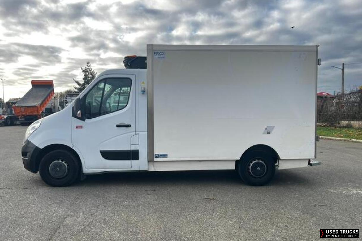 Renault Trucks Master 145