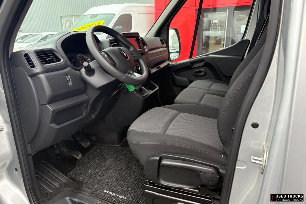 Renault Master 150