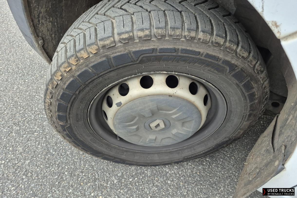 Renault Trucks Master 145
