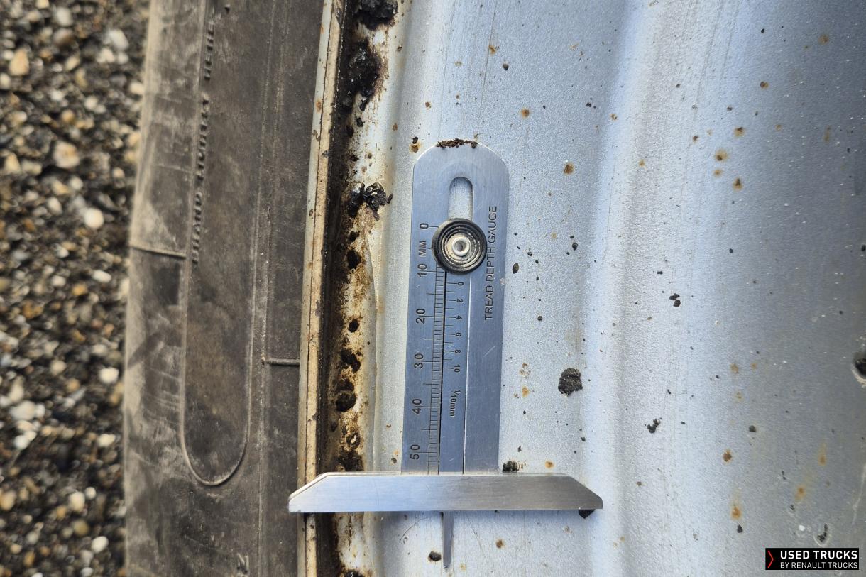 Renault Trucks C 440