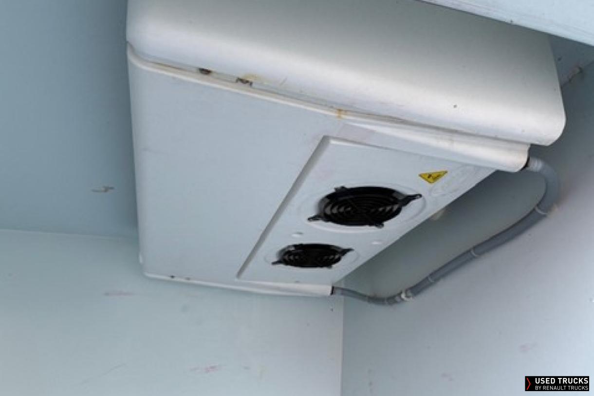 Renault Trucks Master 150