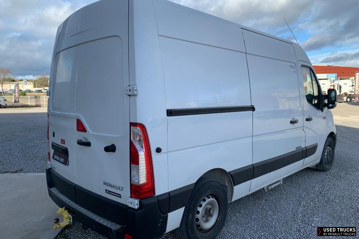 Renault Trucks Master 130