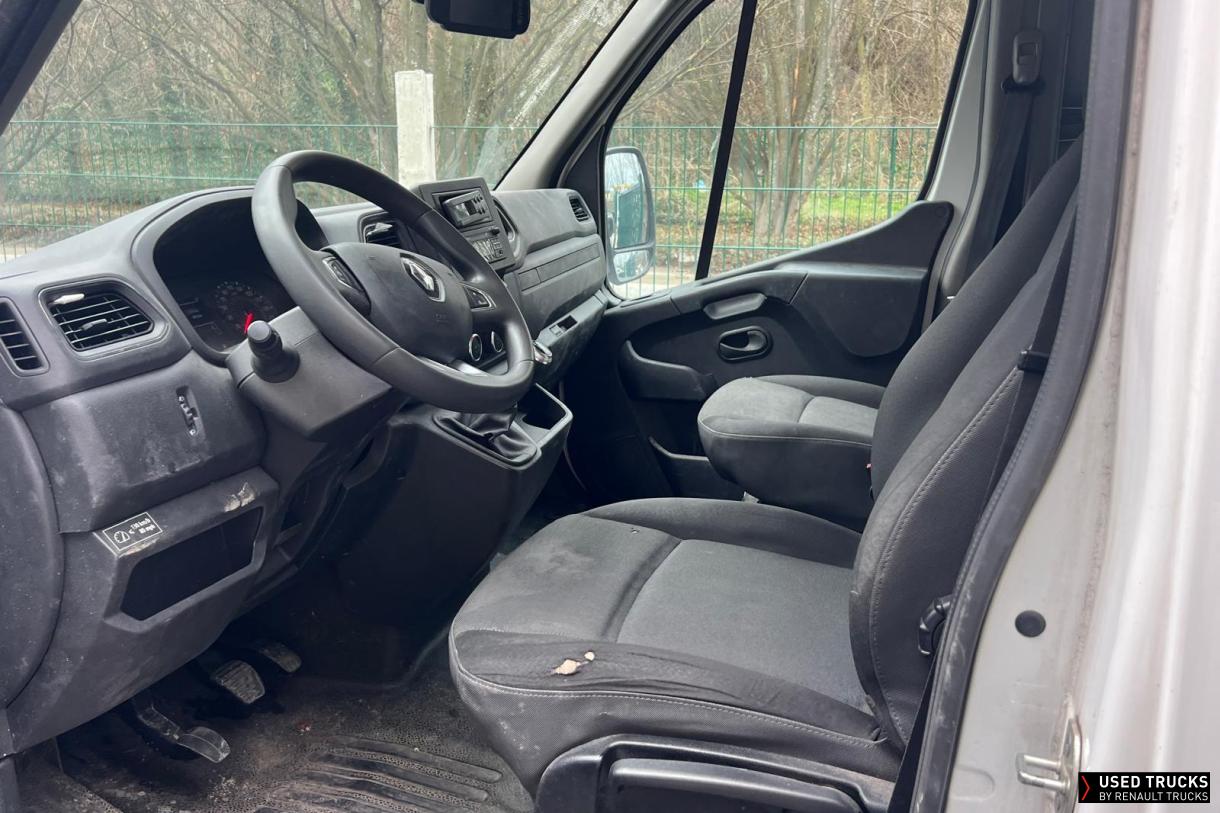 Renault Trucks Master 135