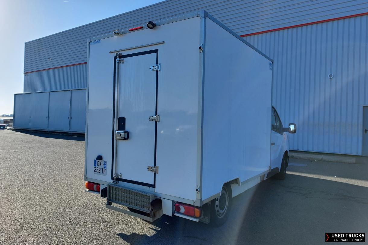 Renault Trucks Trafic 