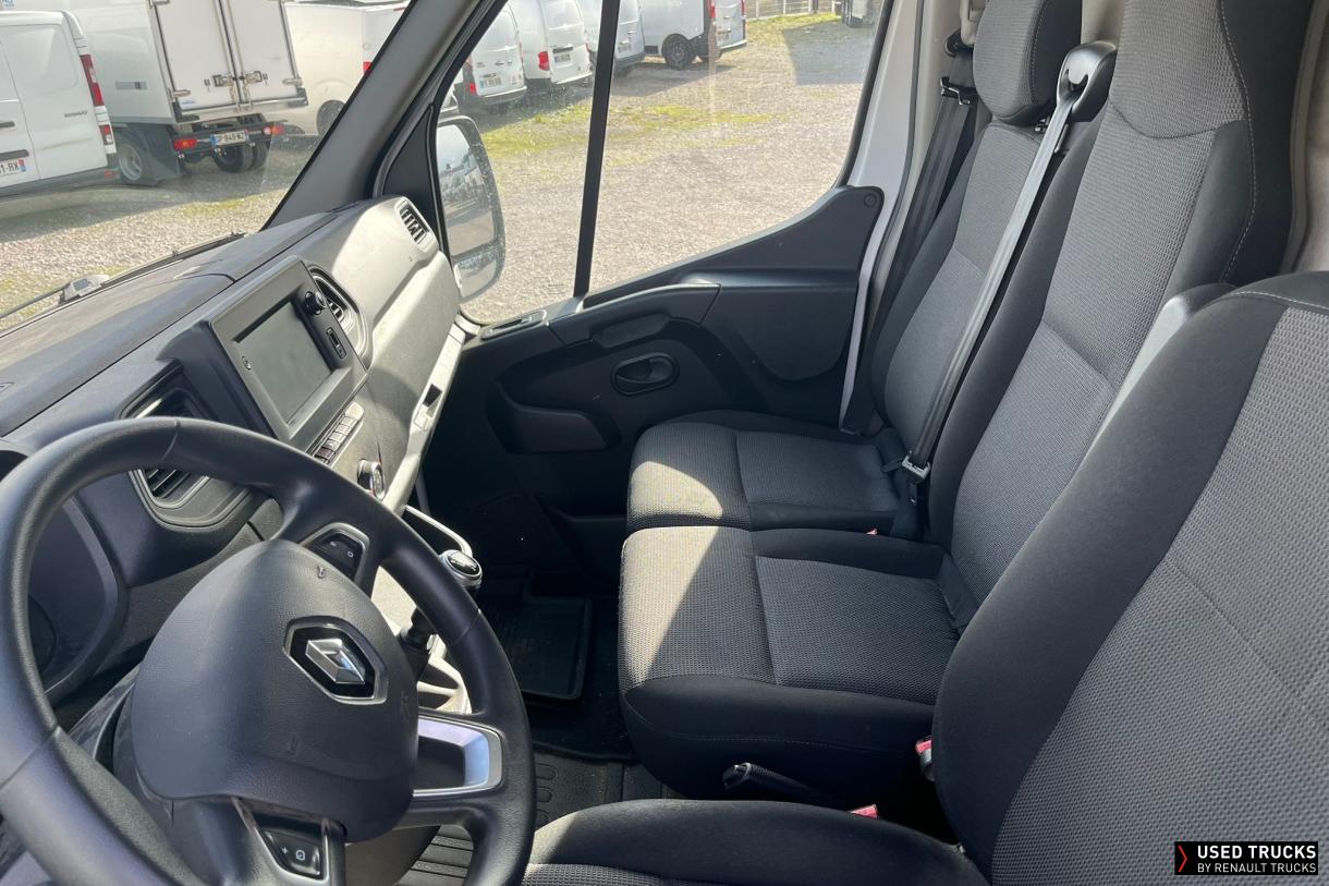 Renault Trucks Master 135