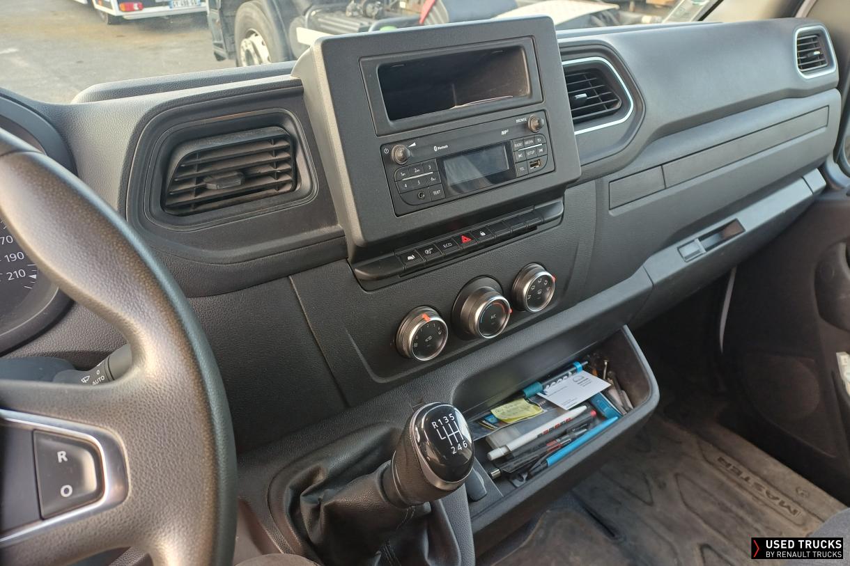 Renault Master 130