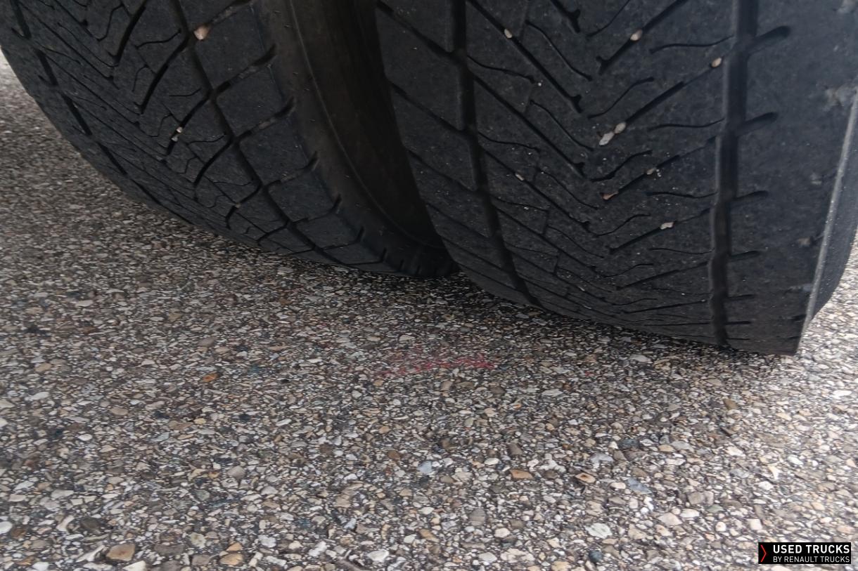 Renault Trucks D 280