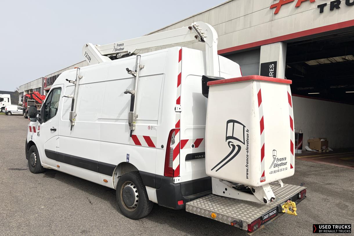 Renault Trucks Master 145