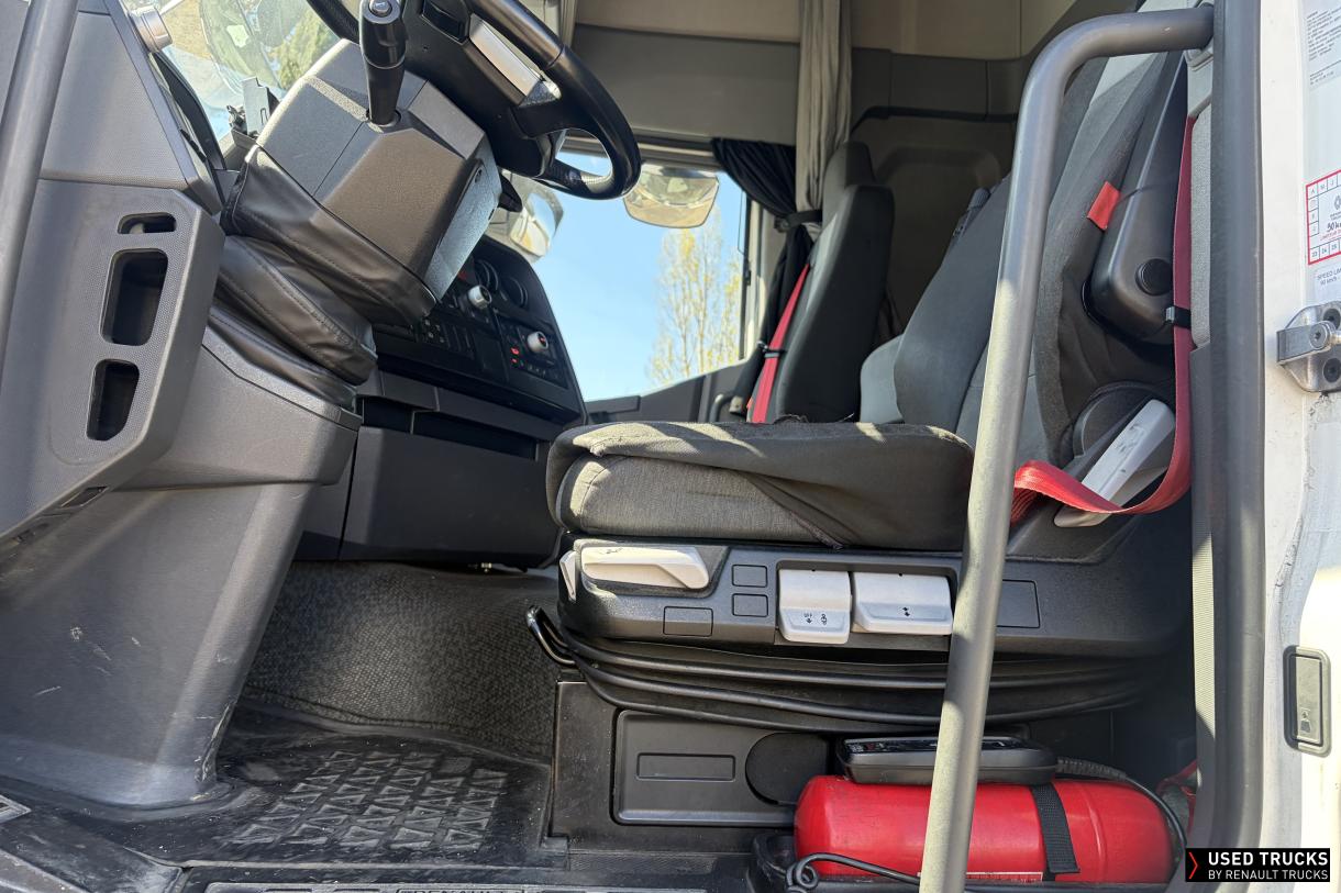 Renault Trucks T 440