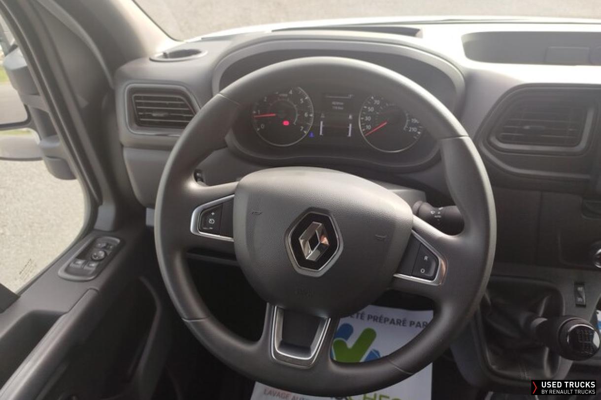 Renault Master 145
