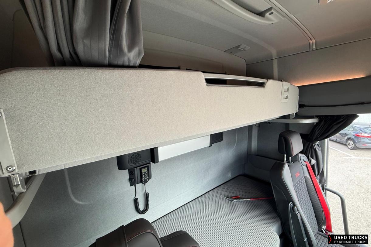 Renault Trucks T High 