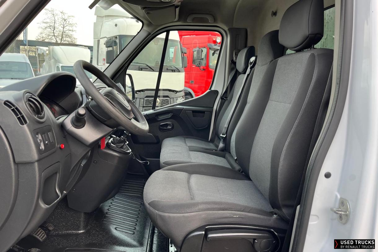 Renault Trucks Master 130