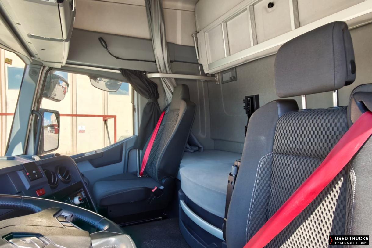 Renault Trucks T 520